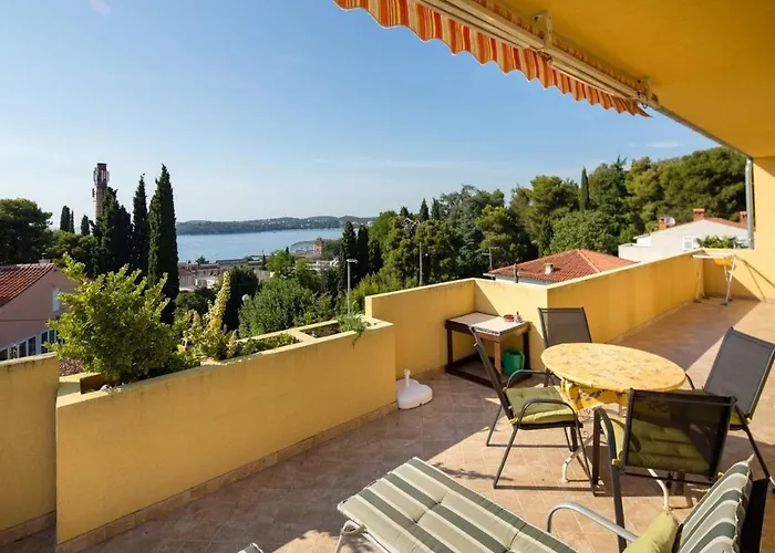 Apartment Draga - 250 M From Sea
